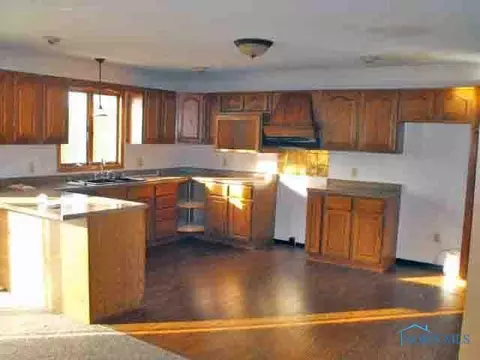 16842 Co Rd 16, Lyons, OH 43533 photo 5