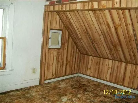 1779 Hamilton, Toledo, OH 43607 photo 2
