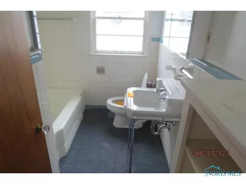 2103 Alvin St, Toledo, OH 43607 photo 6