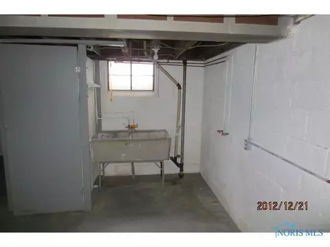 2103 Alvin St, Toledo, OH 43607 photo 10