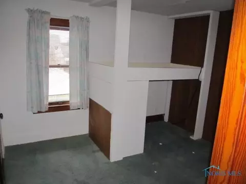 2102 Perth, Toledo, OH 43607 photo 8