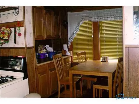 3249 Maple, Toledo, OH 43608 photo 4