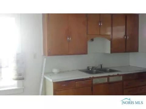 730 Marmion, Toledo, OH 43607 photo 2