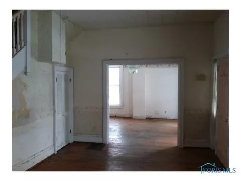 941 E Second, Ottawa, OH 45875 photo 6