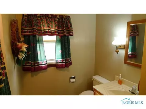 829 N Cherry, Paulding, OH 45879 photo 5