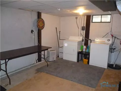 825 Wall St, Maumee, OH 43537 photo 11