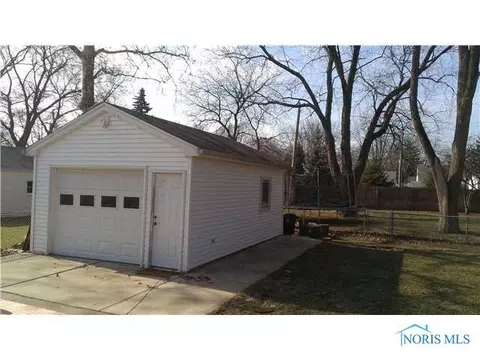 825 Wall St, Maumee, OH 43537 photo 13