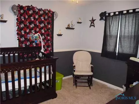 825 Wall St, Maumee, OH 43537 photo 8