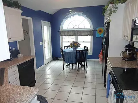 4361 Stable Path, Maumee, OH 43537 photo 7