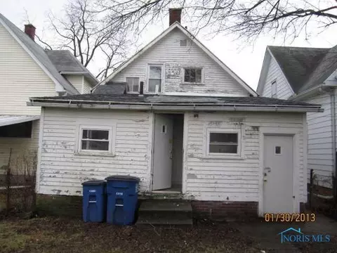 421 Everett St, Toledo, OH 43608 photo 2