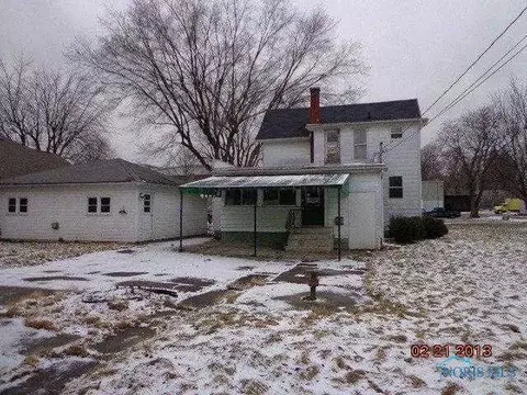 130 N Second, Waterville, OH 43566 photo 3