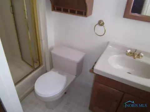 6310 Latcha Rd, Walbridge, OH 43465 photo 9
