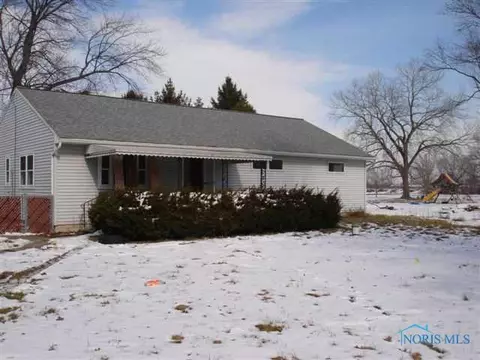 6582 Emch Rd, Walbridge, OH 43465 photo 1