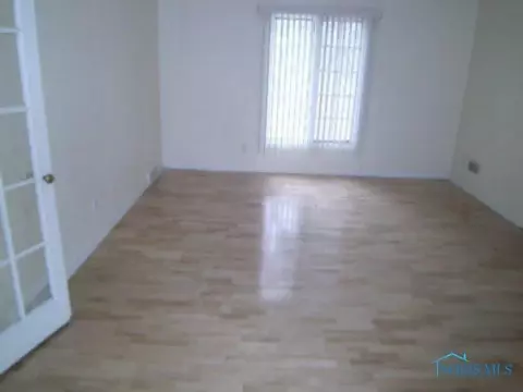 701 Moran Ave, Toledo, OH 43607 photo 5