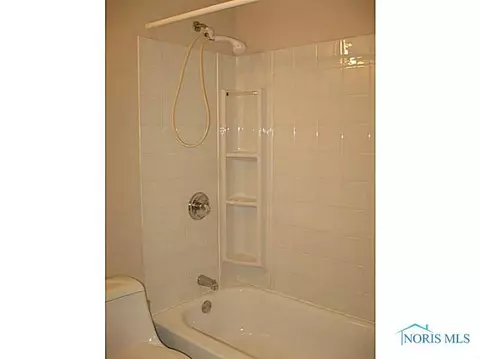 816 Mackow, Toledo, OH 43607 photo 11