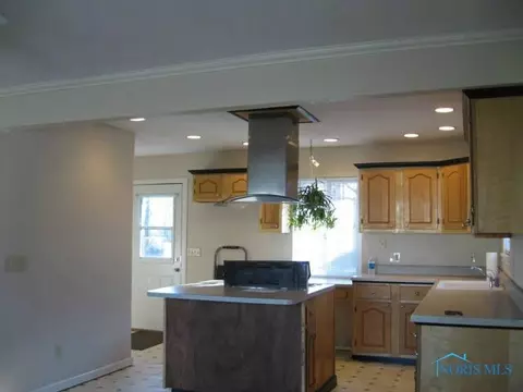 816 Mackow, Toledo, OH 43607 photo 7