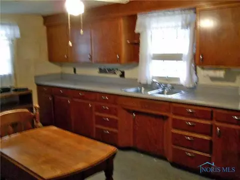 756 Woodring, Paulding, OH 45879 photo 3