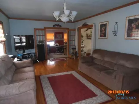 322 E Mulberry St, Bryan, OH 43506 photo 2