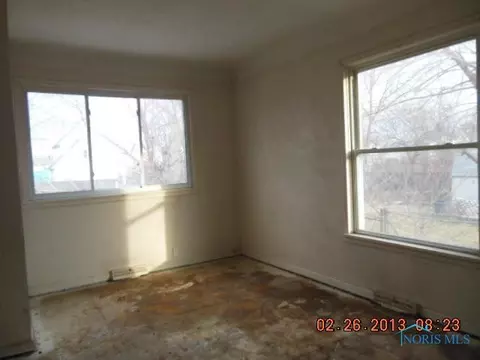 405 Third St, Toledo, OH 43605 photo 8