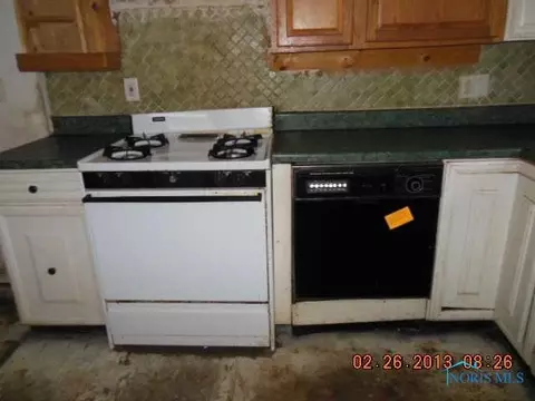 405 Third St, Toledo, OH 43605 photo 7