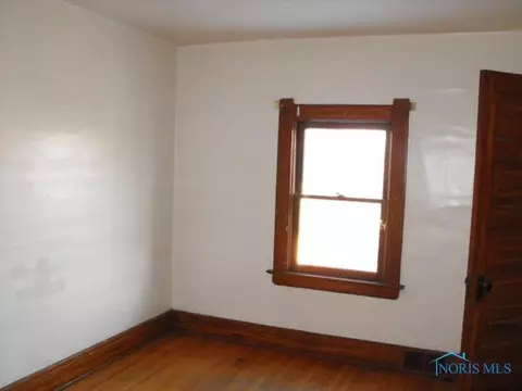 2915 E St, Toledo, OH 43608 photo 9