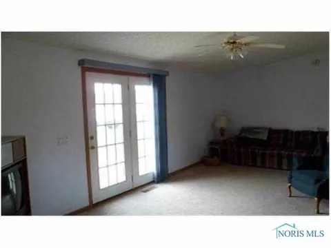 111 Leigh, West Unity, OH 43570 photo 10