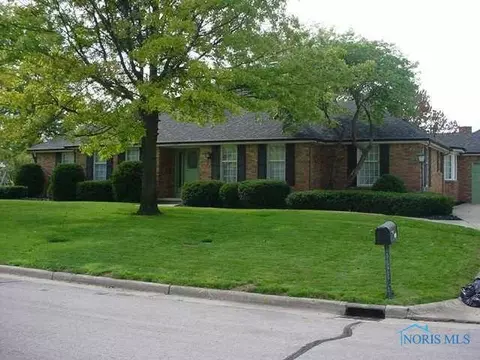 1116 Crestview, Bryan, OH 43506 photo 1