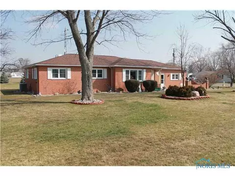 912 W Wayne St, Paulding, OH 45879 photo 3