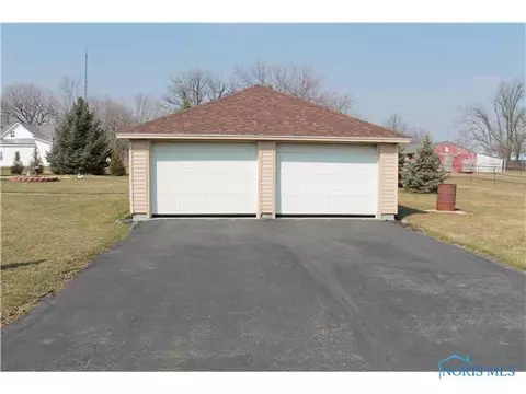 912 W Wayne St, Paulding, OH 45879 photo 8