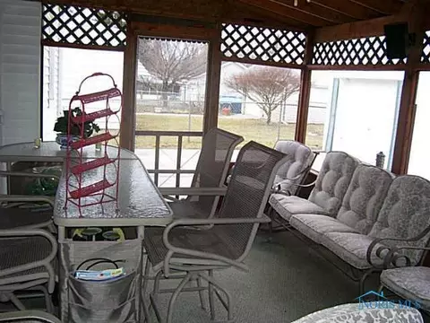 810 Cuthbert Rd, Toledo, OH 43607 photo 19