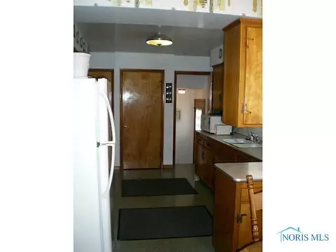 936 E Graceway Dr, Napoleon, OH 43545 photo 5