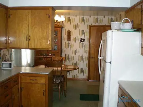 936 E Graceway Dr, Napoleon, OH 43545 photo 4