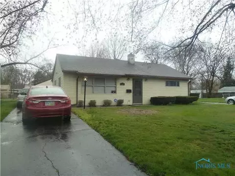 127 Dickens Dr, Toledo, OH 43607 photo 2