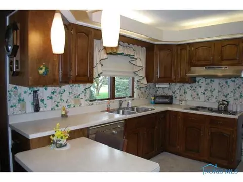 775 Pine St, Wauseon, OH 43567 photo 13