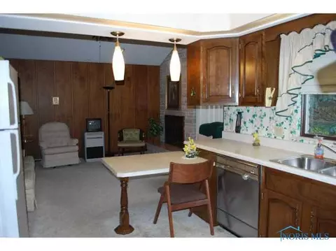 775 Pine St, Wauseon, OH 43567 photo 11