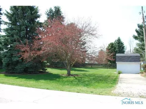 775 Pine St, Wauseon, OH 43567 photo 4
