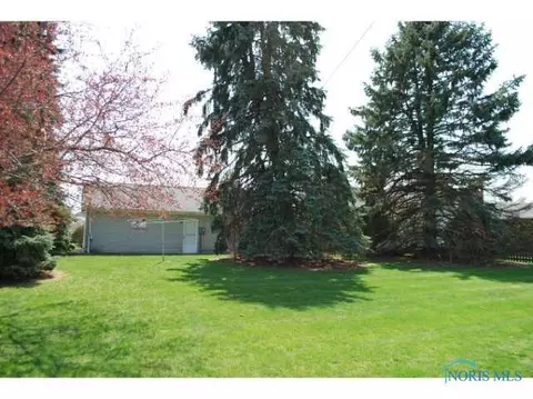 775 Pine St, Wauseon, OH 43567 photo 5