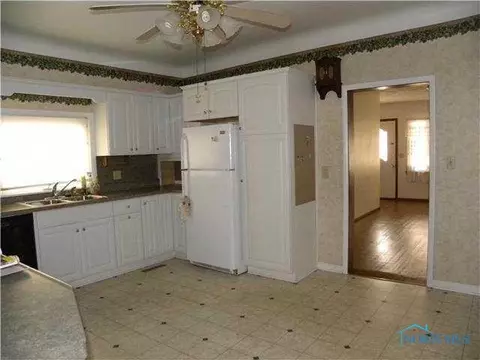 218 E Chestnut, Wauseon, OH 43567 photo 7