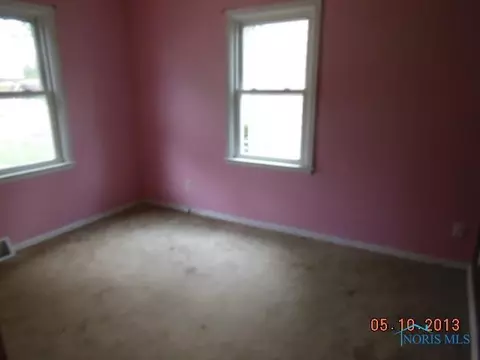 910 Argyll Dr, Maumee, OH 43537 photo 5