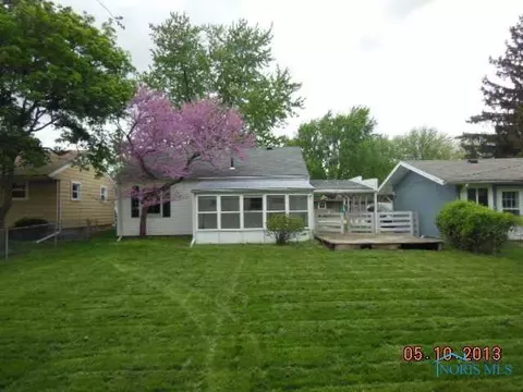 910 Argyll Dr, Maumee, OH 43537 photo 2