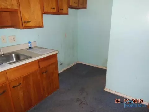 910 Argyll Dr, Maumee, OH 43537 photo 4
