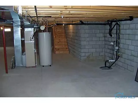 914 W Maple St, Clyde, OH 43410 photo 18