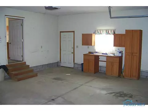 914 W Maple St, Clyde, OH 43410 photo 12