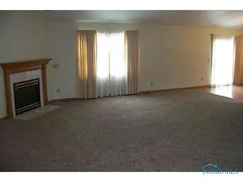 914 W Maple St, Clyde, OH 43410 photo 6