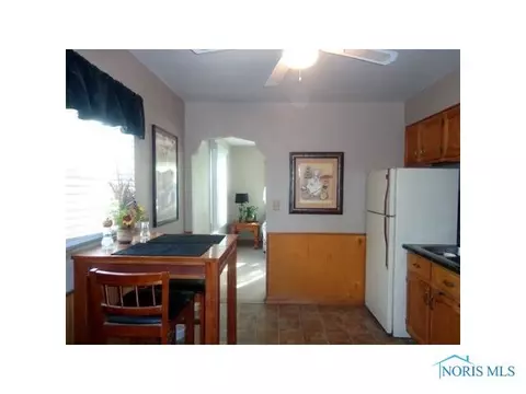 938 Argyll, Maumee, OH 43537 photo 6
