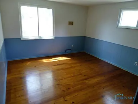 2649 Castleton Ave, Toledo, OH 43613 photo 17