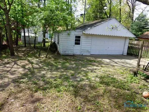 2649 Castleton Ave, Toledo, OH 43613 photo 9