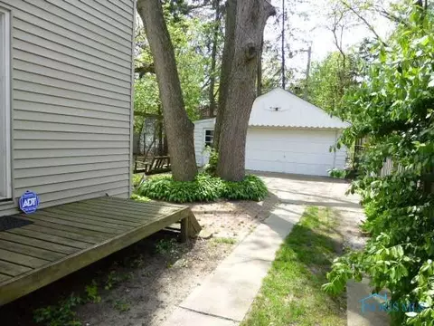 2649 Castleton Ave, Toledo, OH 43613 photo 13