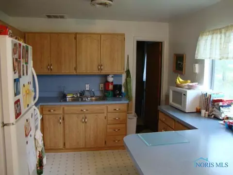 10232 St Rt 120, Lyons, OH 43533 photo 7