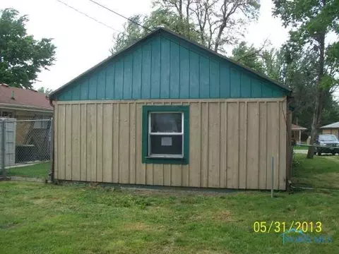 1908 Watts Ave, Oregon, OH 43616 photo 7